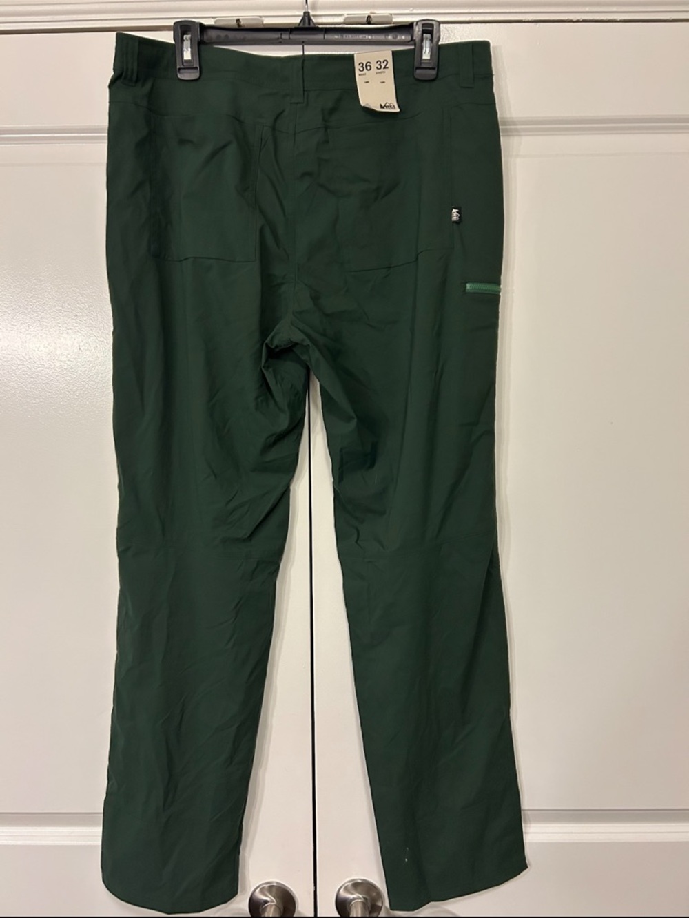 REI Men's Olive Green Cargo Pants - Picture 3 of 5